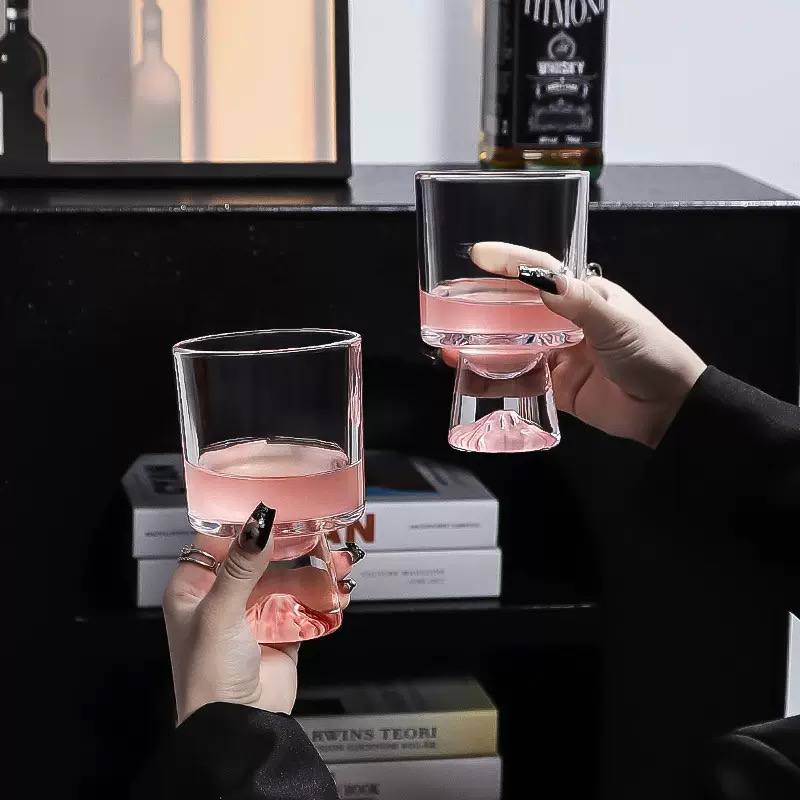 لیوان شیشه‌ای طرح کوهستان بسته 48 عددی